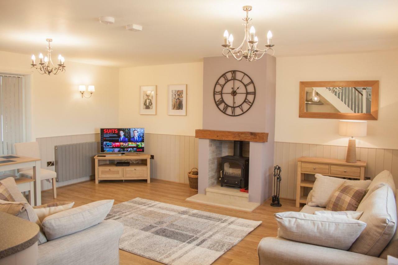High Oaks Grange - Cottages Пикъринг Екстериор снимка